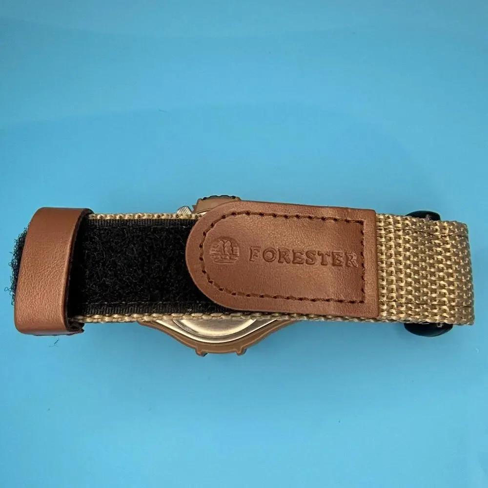 Casio FT500WC-5BV, Forester, Illuminator Watch, Beige Strap, Date, 100 Meter WR - Picture 5 of 7